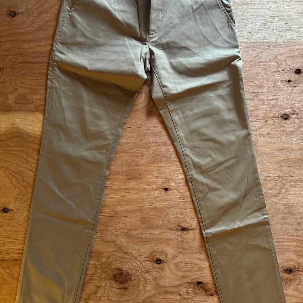 Men's Tomas Maier Slim Fit Flat Front Chinos